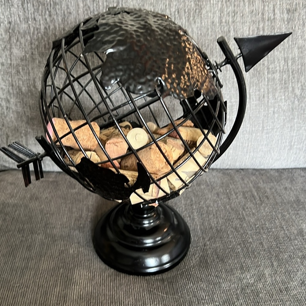 Corks of the World holder - Picture 2 of 4